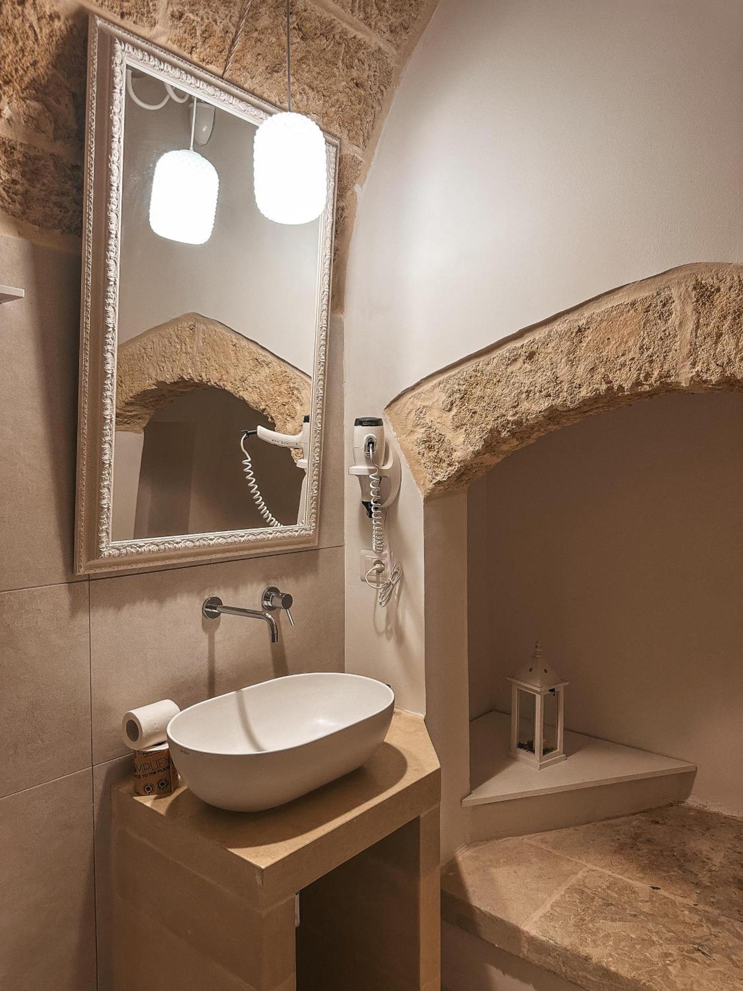 Palazzo Alma Luxury Rooms Casarano Dış mekan fotoğraf